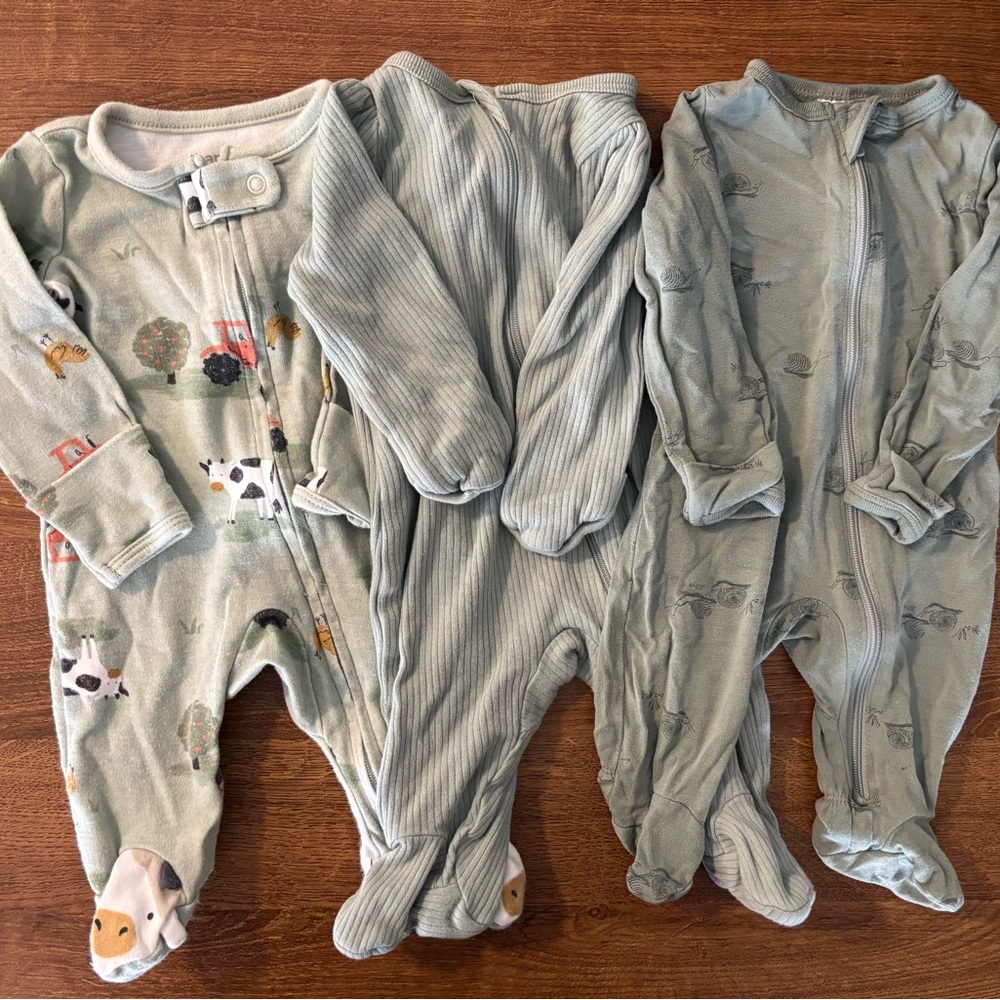 Cozy Green Kids One Piece Set